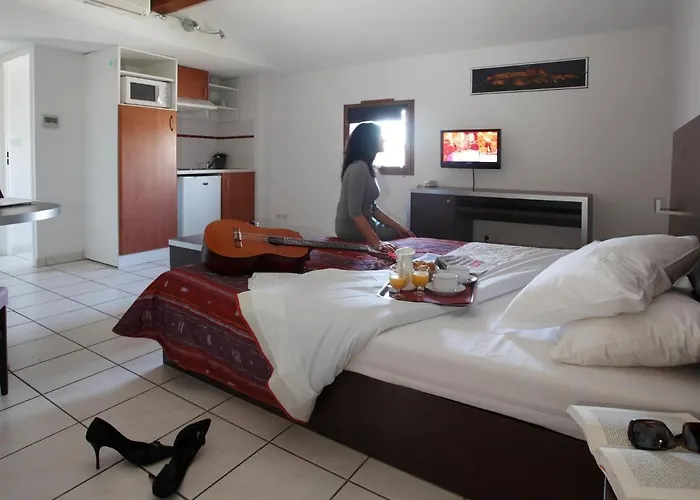 Res La Barbacane, Carcassonne, For 4 Pers Каркассон