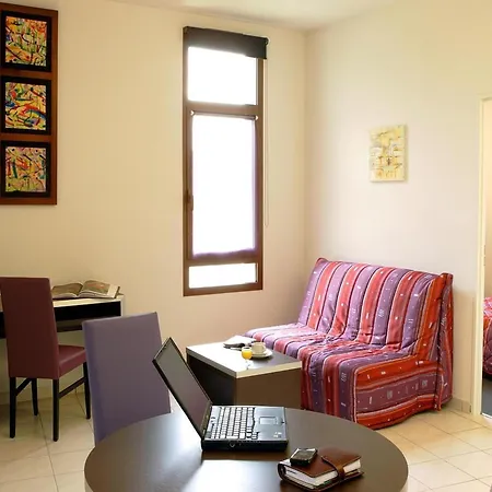 Res La Barbacane, Carcassonne, For 4 Pers דירה *