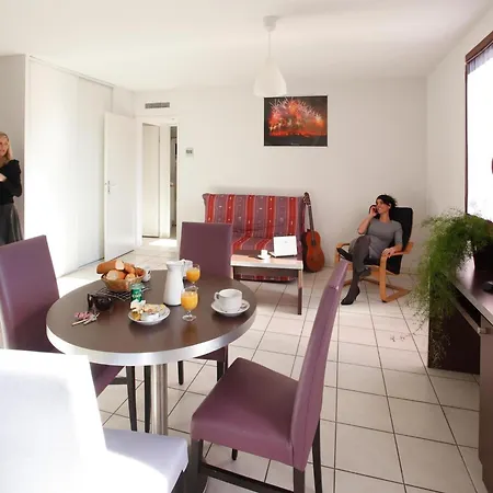 Res La Barbacane, Carcassonne, For 4 Pers Apartament Carcassonne