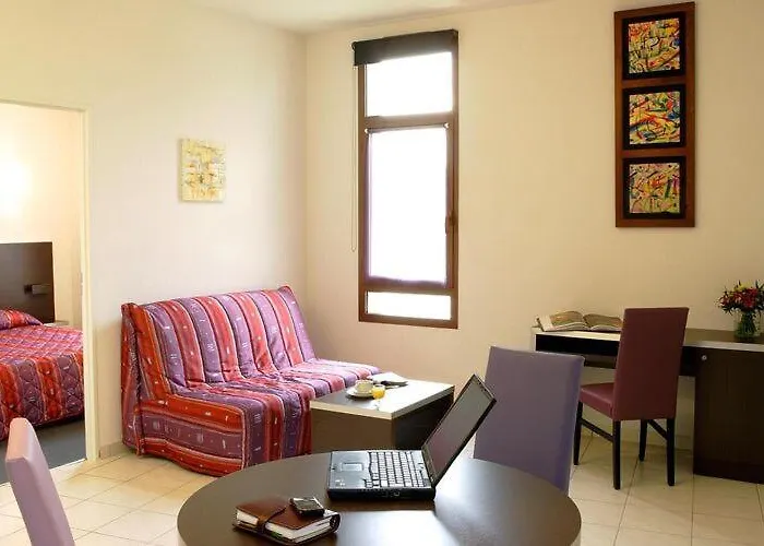 Res La Barbacane, Carcassonne, For 4 Pers Διαμέρισμα Καρκασόν