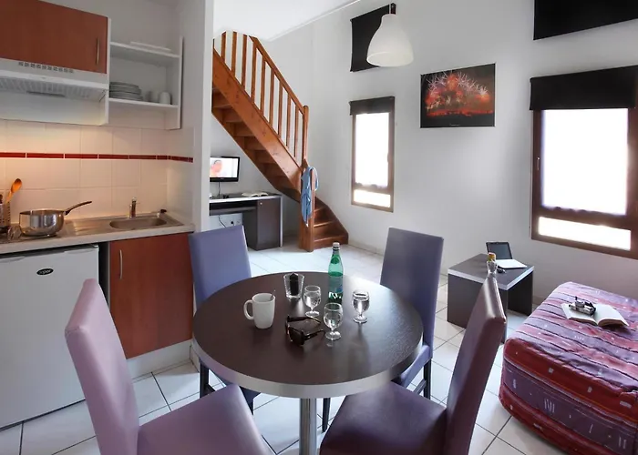 Res La Barbacane, Carcassonne, For 4 Pers דירה *